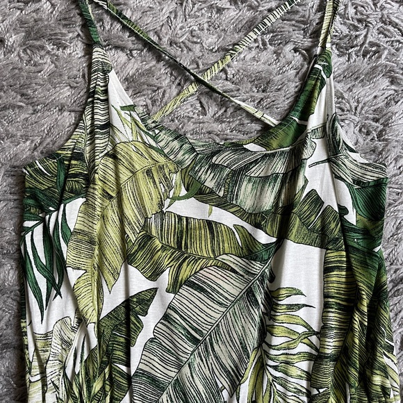H&M Divided Leaf Romper - Picture 11 of 11